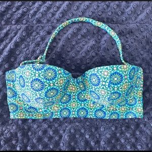 Woman’s bikini top